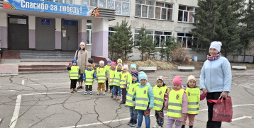Экскурсия в музей русского убранства Экскурсия в музей русского убранства.